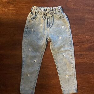 ☀️5 For 25☀️ Daisy Embroidery Tie Waist Cuffed Hem Jeans Elastic Waist Sz 6Y